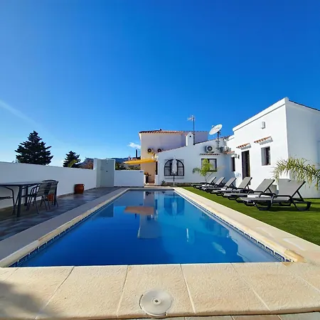 La Novela Villa *